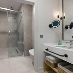 Апартаменти A